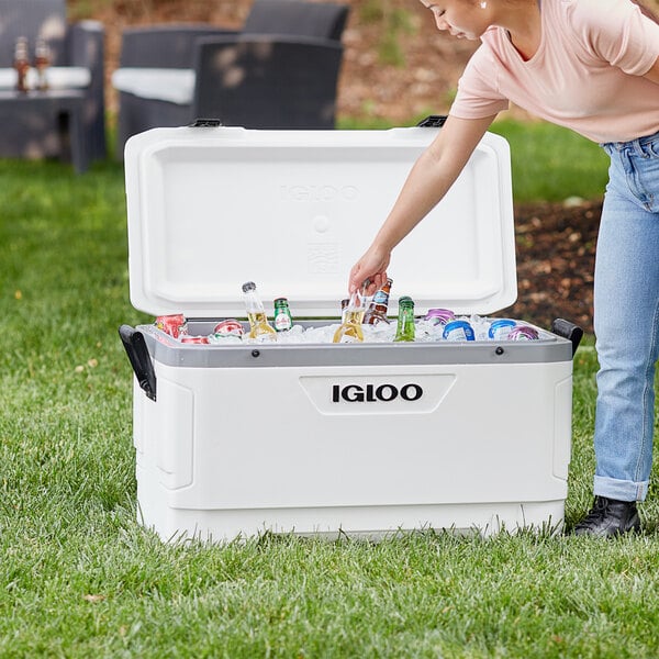 NEVERA MARINA MARCA IGLOO DE 70 QT